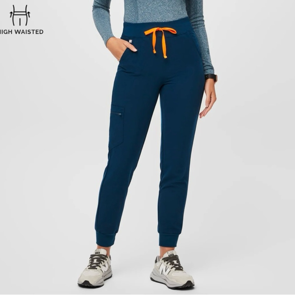 FIGS srub pants